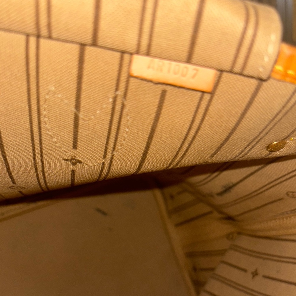 Louis Vuitton Neverfull GM - Picture 8 of 11